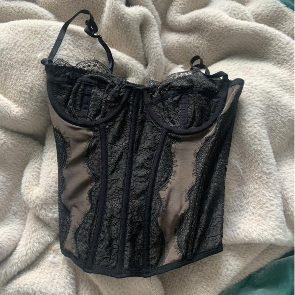 urban outfitters modern love corset